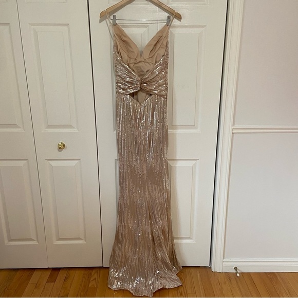 Andrea and Leo Couture Champagne Gold Open Back Sequins Maxi Gown Dress Size 6 - Picture 10 of 11